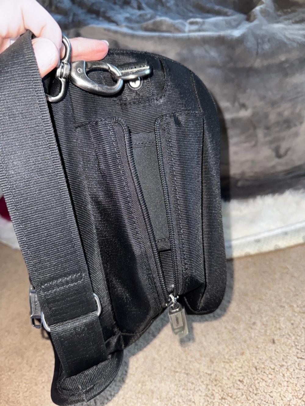 Travelpro crew deluxe carryon bag - Picture 3 of 9